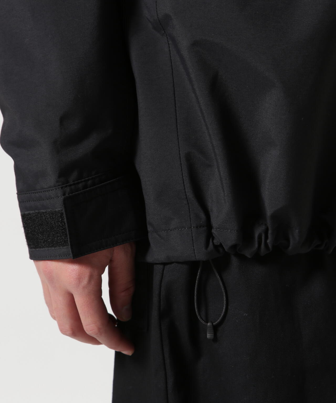 THE NORTH FACE(ザ・ノース・フェイス)　Mountain Light Jacket