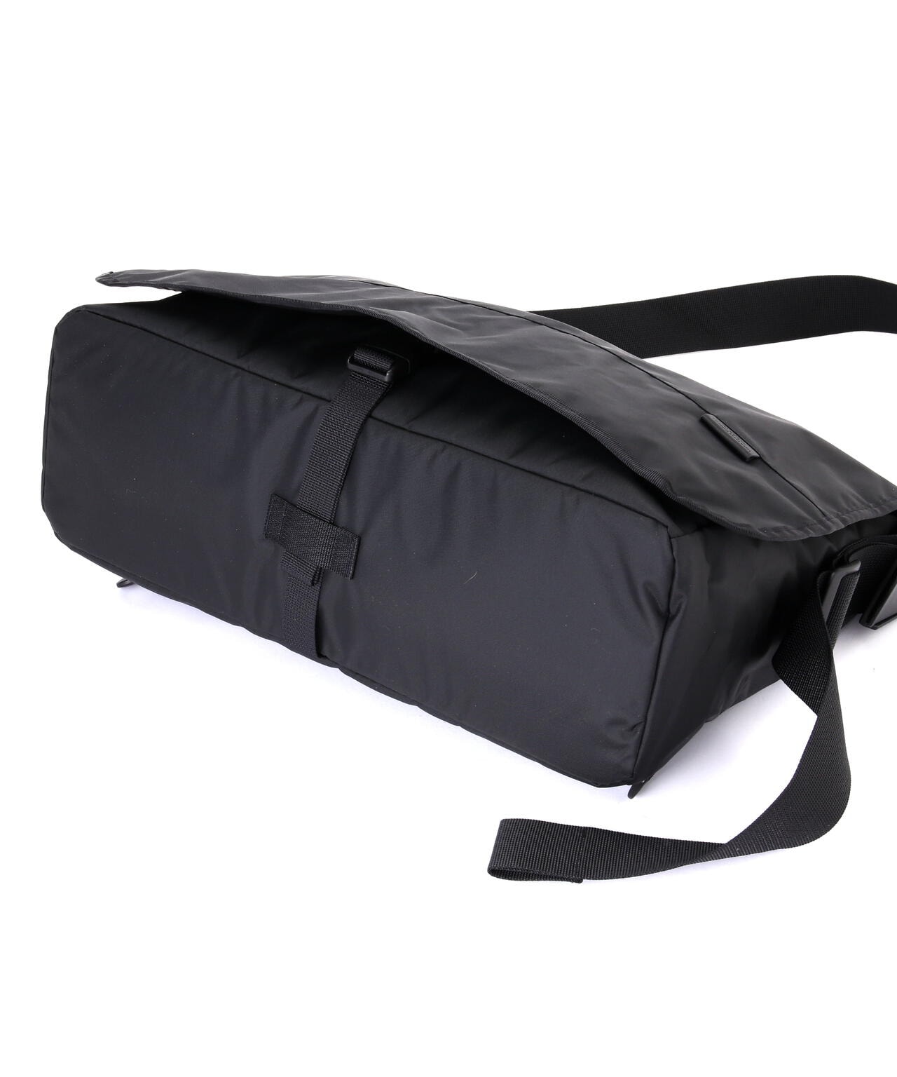 SLOW(スロウ)ECOLON OX-messenger bag L 586S128P