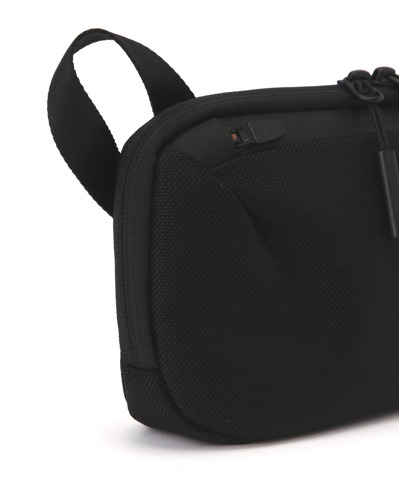 Aer（エアー）Slim Pouch Black  AER-21028