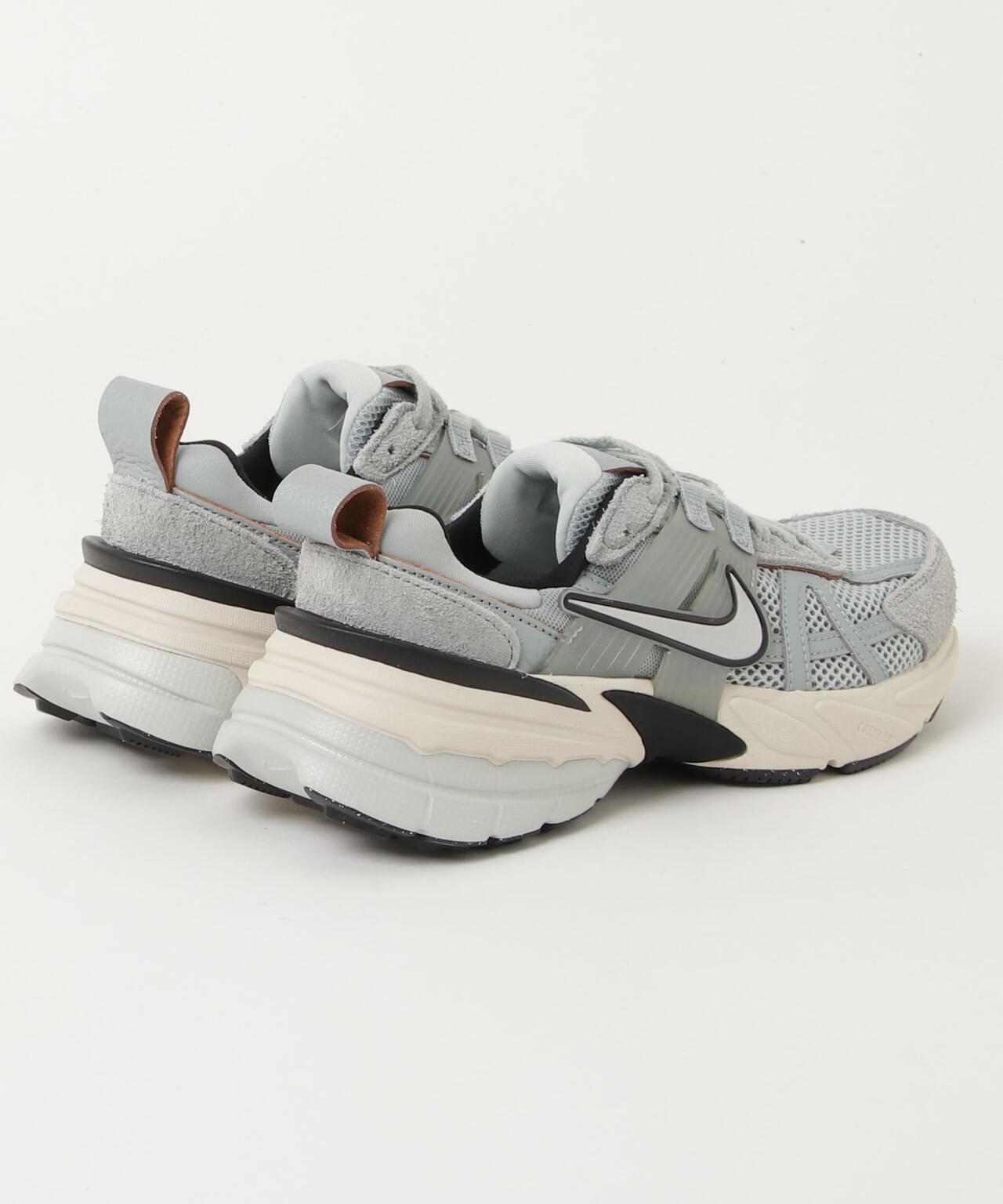 NIKE(ナイキ）ナイキ V2K ラン
