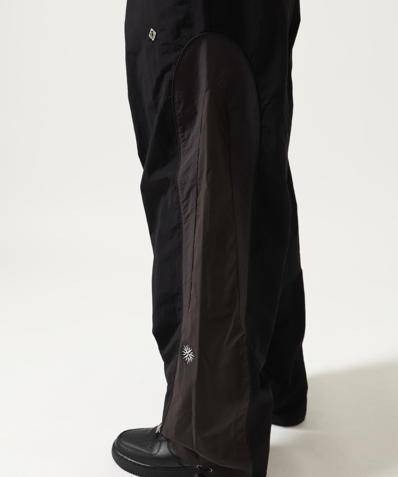 Children of the discordance / Second Edition / TRACK PANT