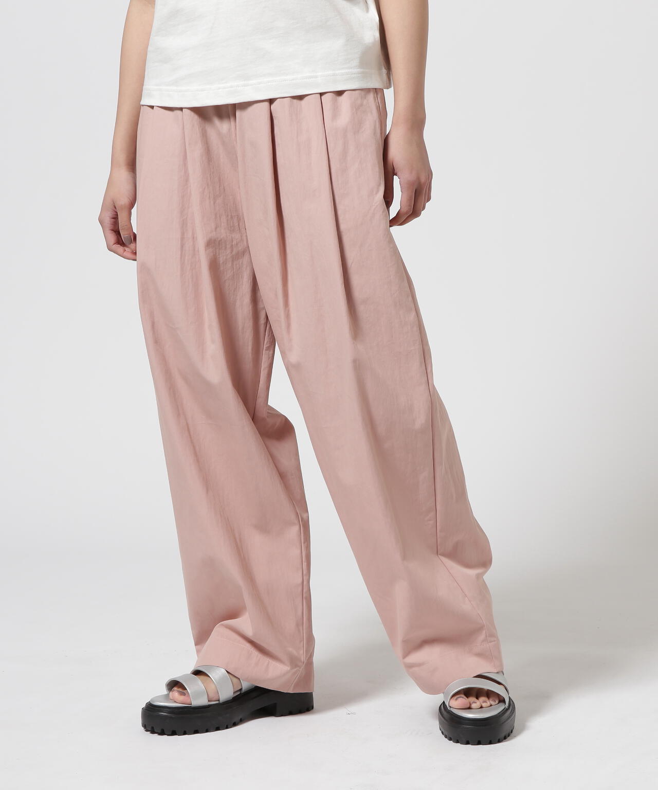 DROIT BELLO（ドロイトベロ）2Tuck Easy Pants