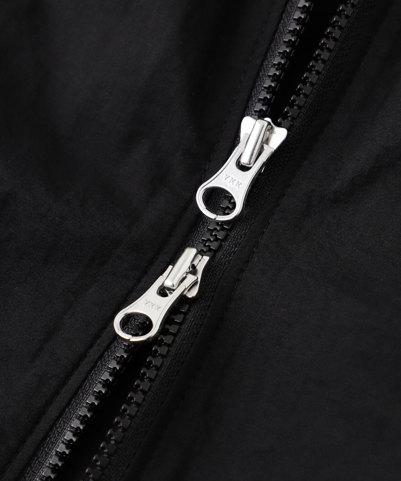 YENN(イエン) SUPER LIGHT BLOUSON