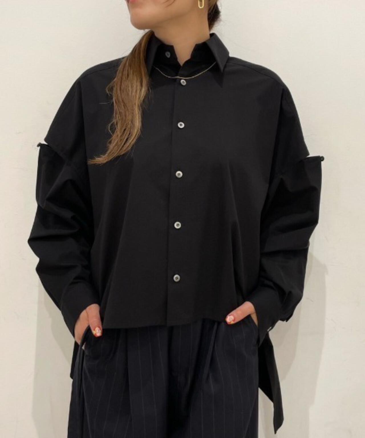 UJOH(ウジョー)　Slit sleeve 別注シャツ
