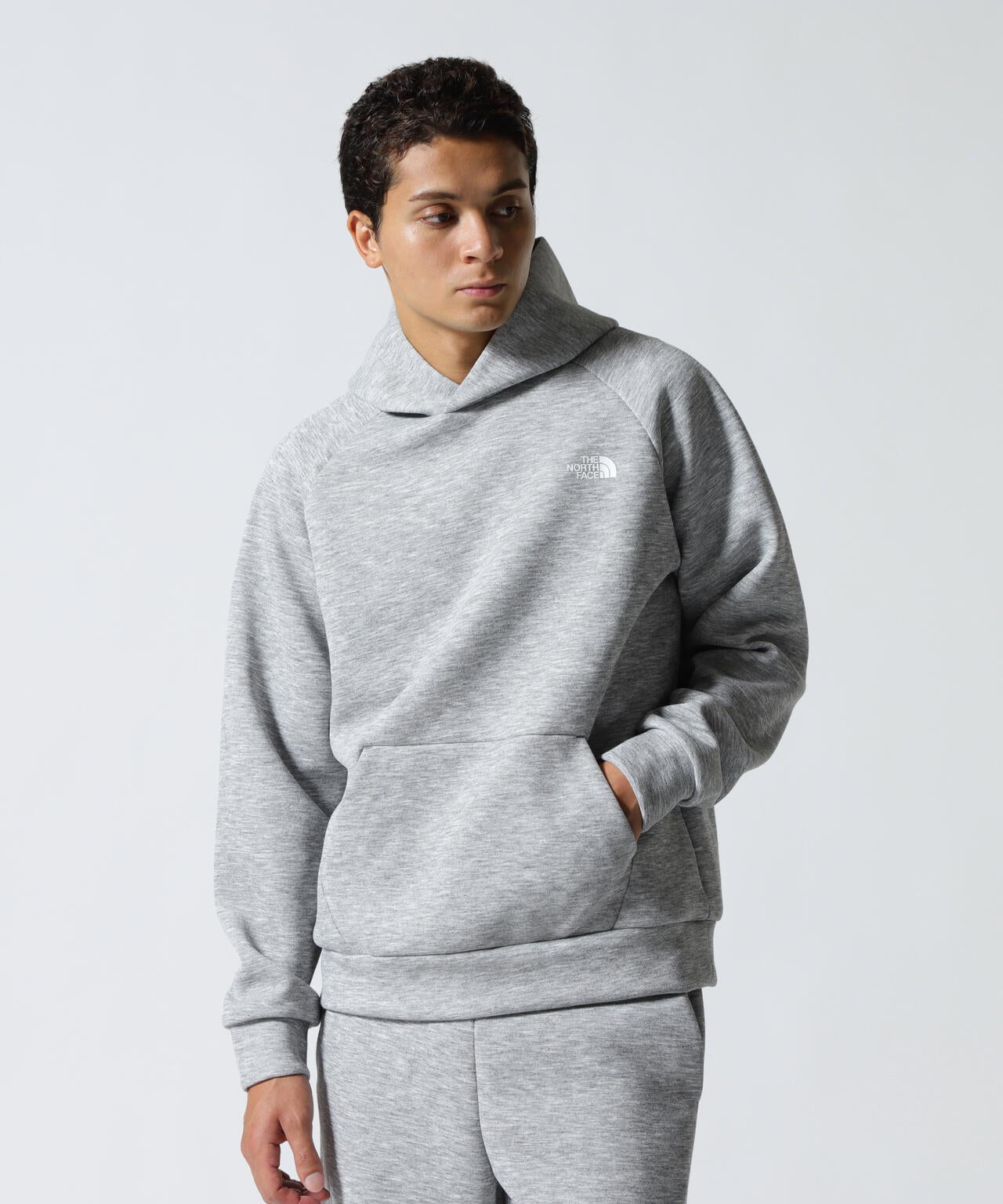 THE NORTH FACE (ザ・ノース・フェイス）Tech Air Sweat Hoodie