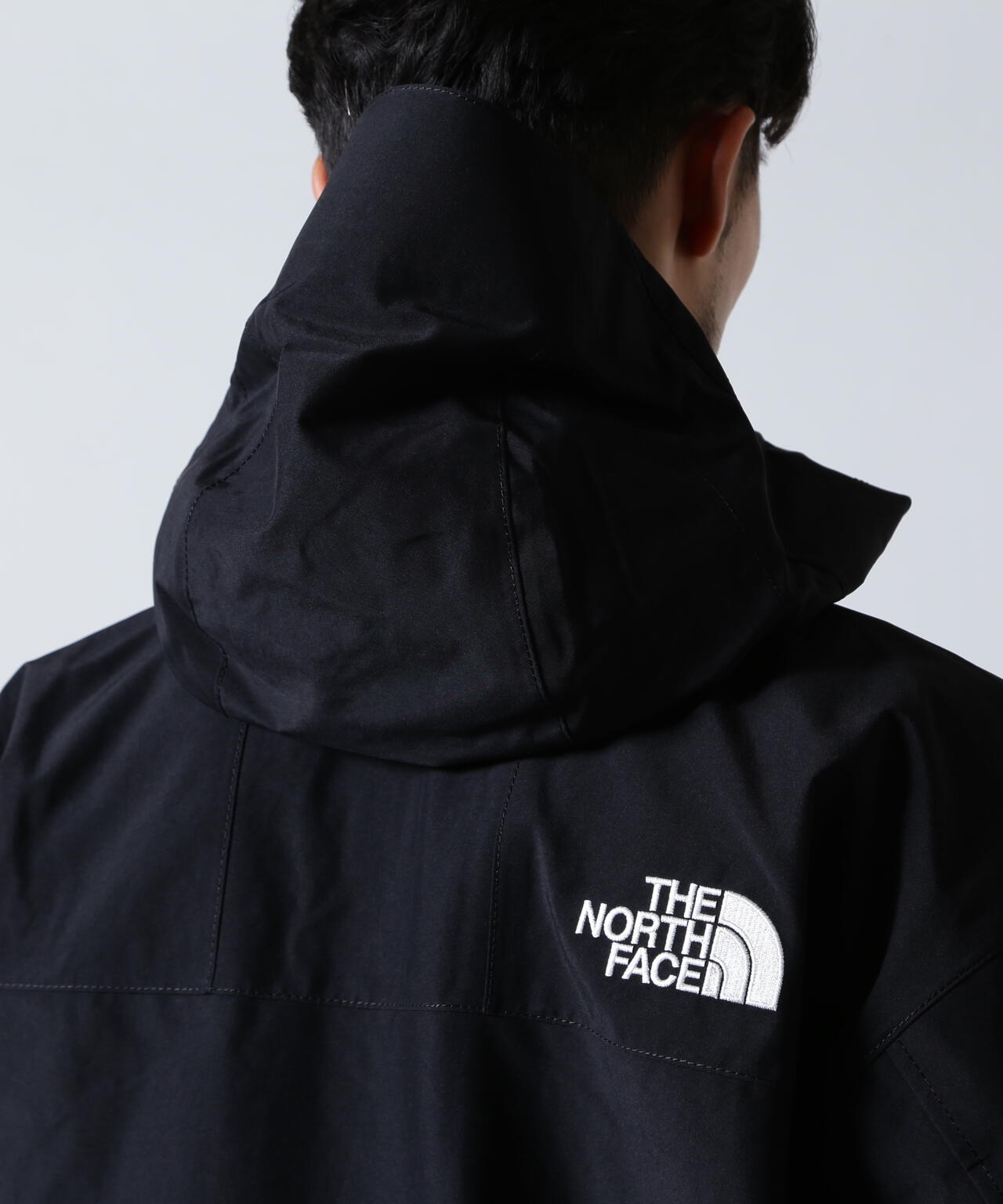 THE NORTH FACE (ザ・ノース・フェイス）Mountain Jacket