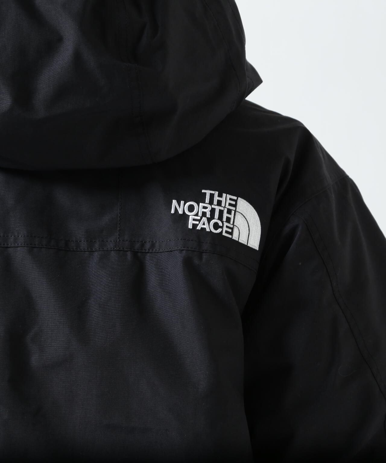 THE NORTH FACE (ザ・ノース・フェイス）Mountain Down Jacket