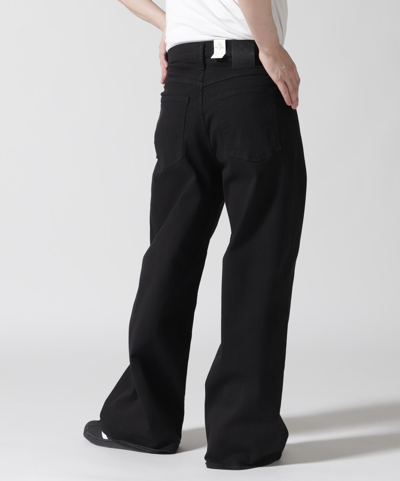 SURT(サート)WIDE DENIM BLACK for MENS