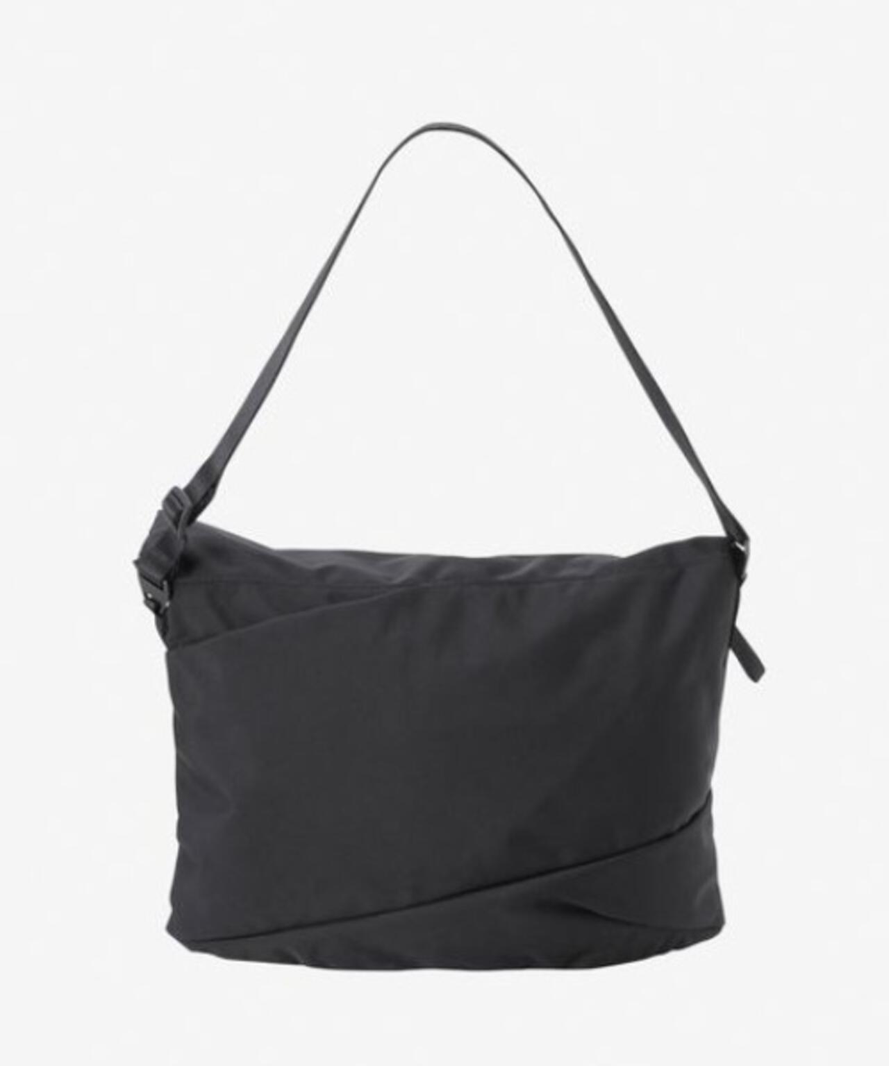 THE NORTH FACE / Pyrenees Shoulder L NM82508