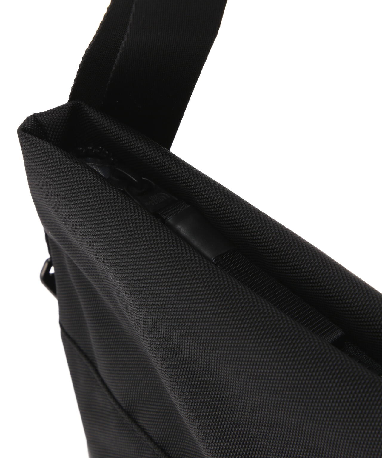 THE NORTH FACE / Pyrenees Shoulder L NM82508