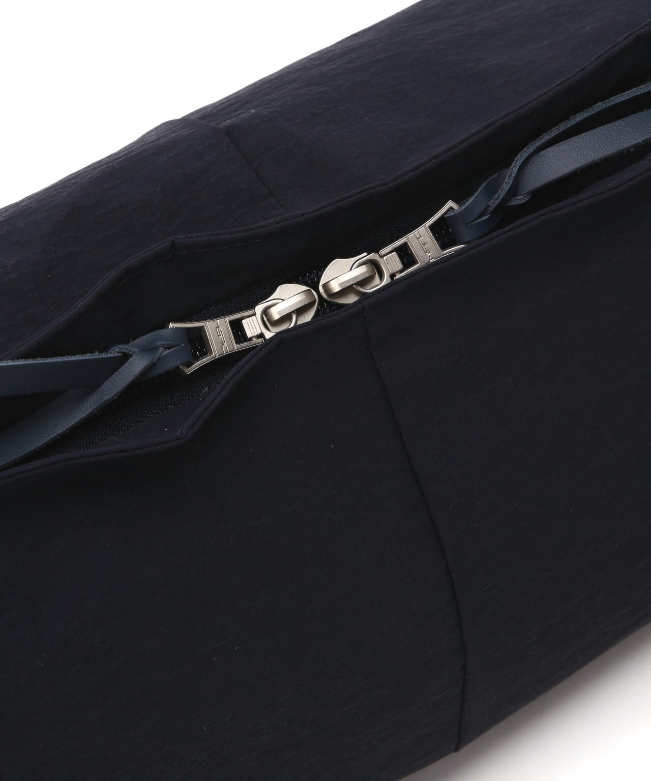 master-piece（マスターピース）Sash スリングバッグ L No.03050
