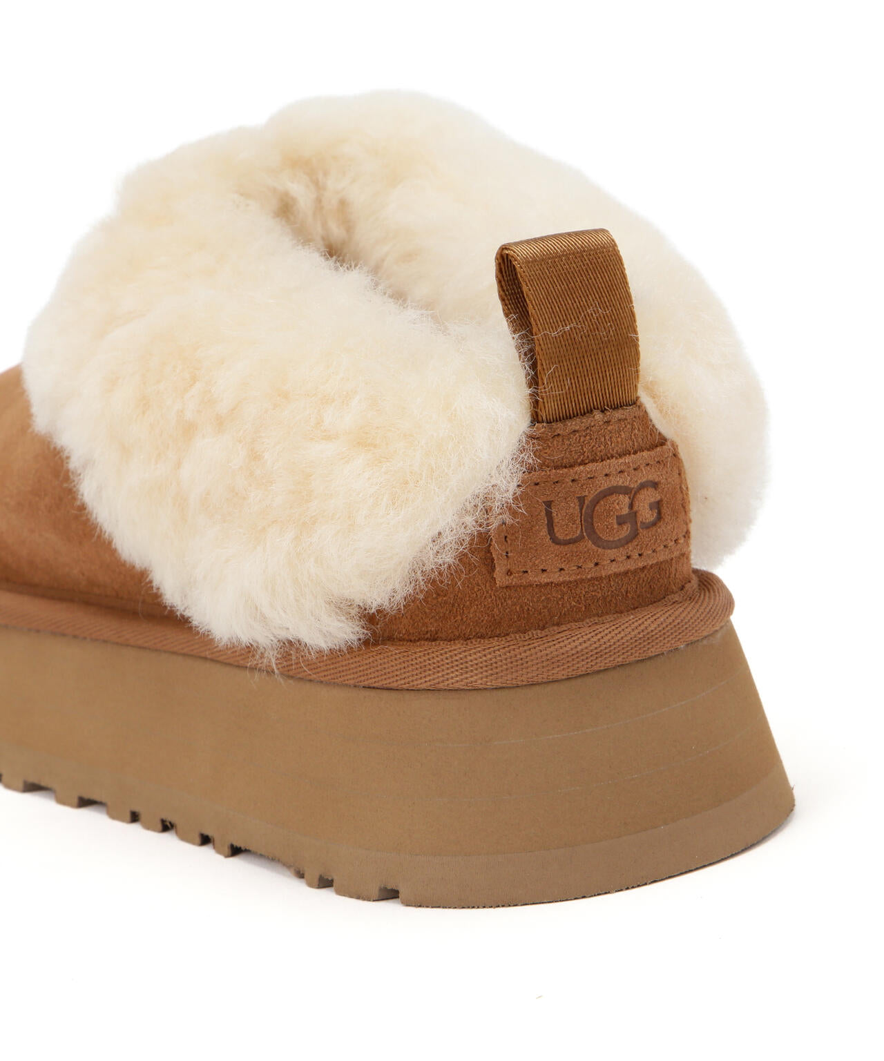 UGG（アグ）Tazzelle