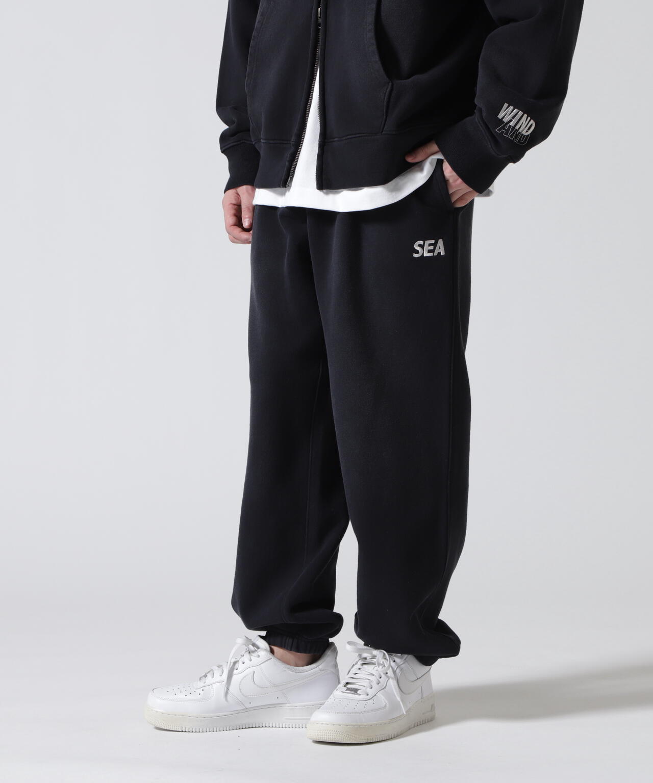 WIND AND SEA（ウィンダンシー）SULFUR DYEING LOGO SWEATPANT