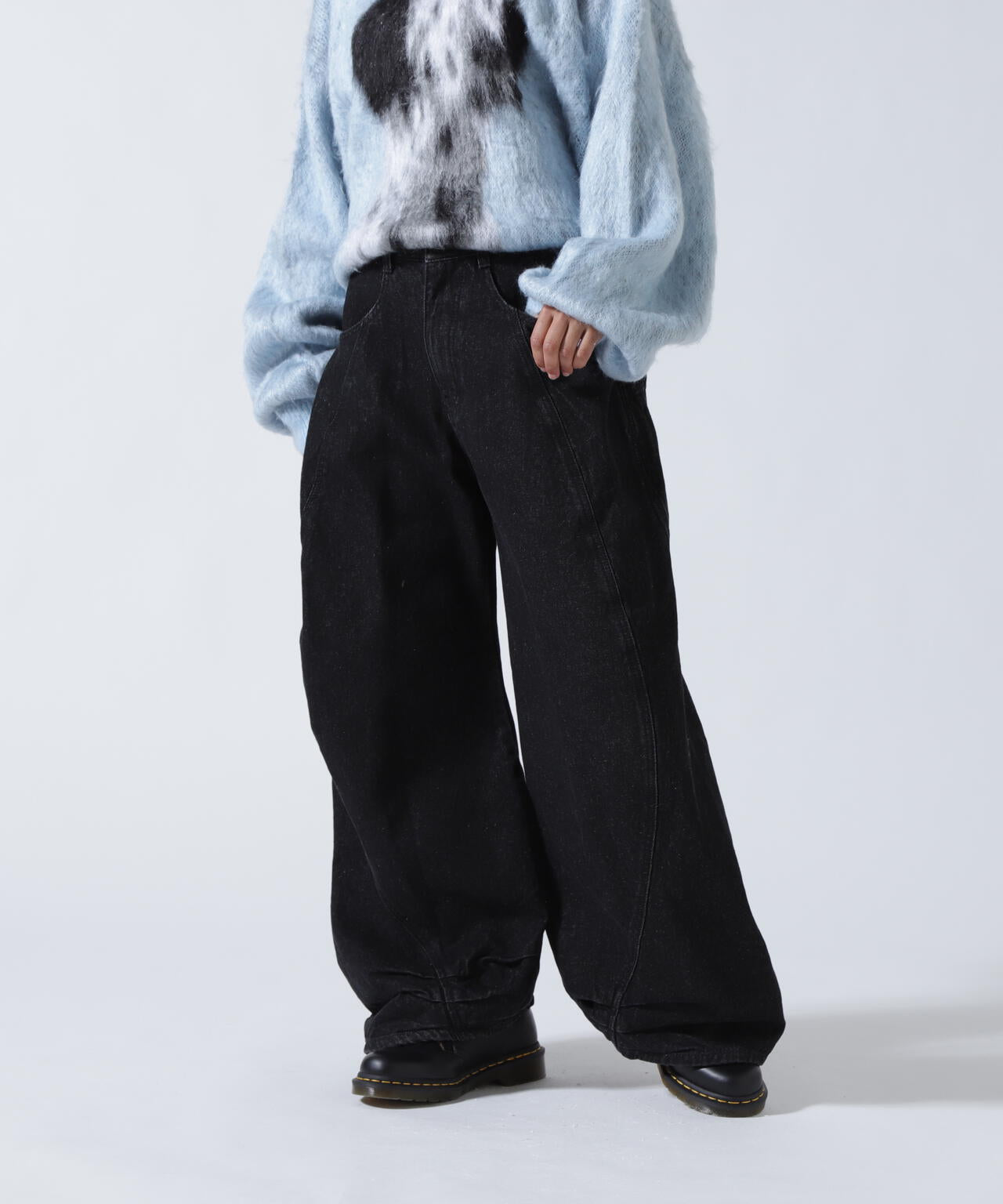 Knuth Marf（クヌースマーフ）tuck design denim pants