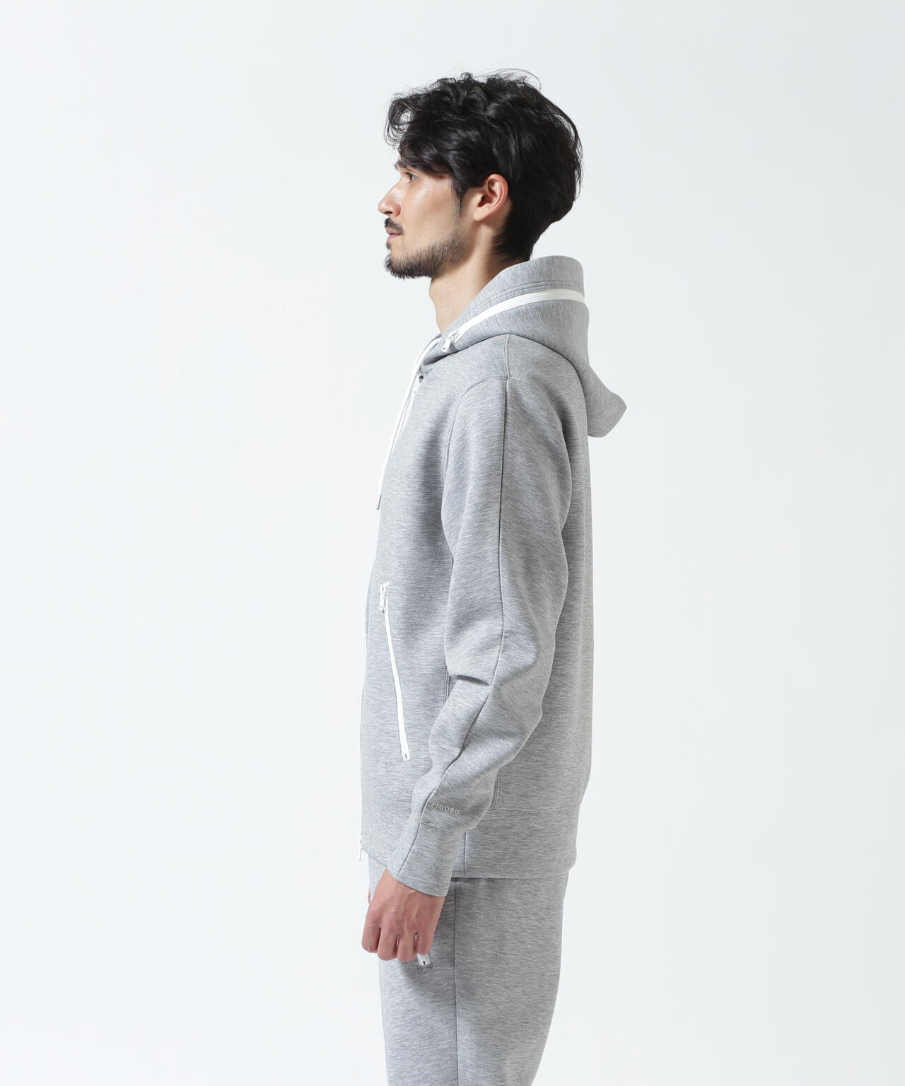 PIUORO(ピウオロ)CARDBOARD ZIP HOODIE