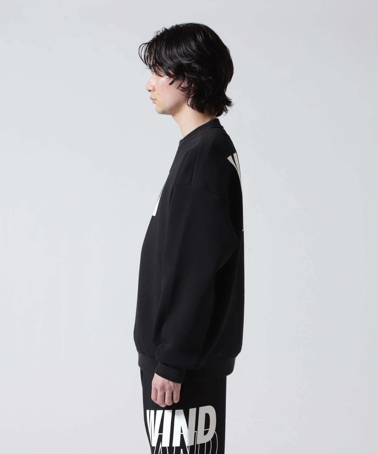 WIND AND SEA（ウィンダンシー）Loose fit crewneck sweat shirt