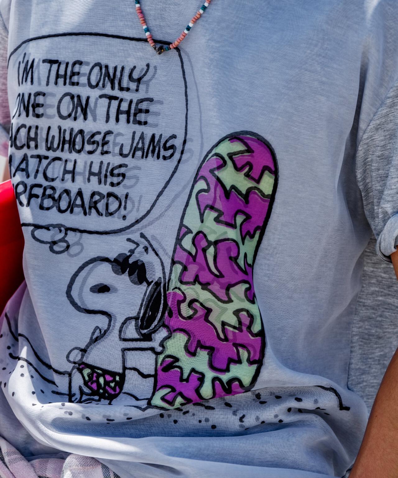 TRIPPY ART(トリッピーアート）SNOOPY ON THE BEACH 3D TEE