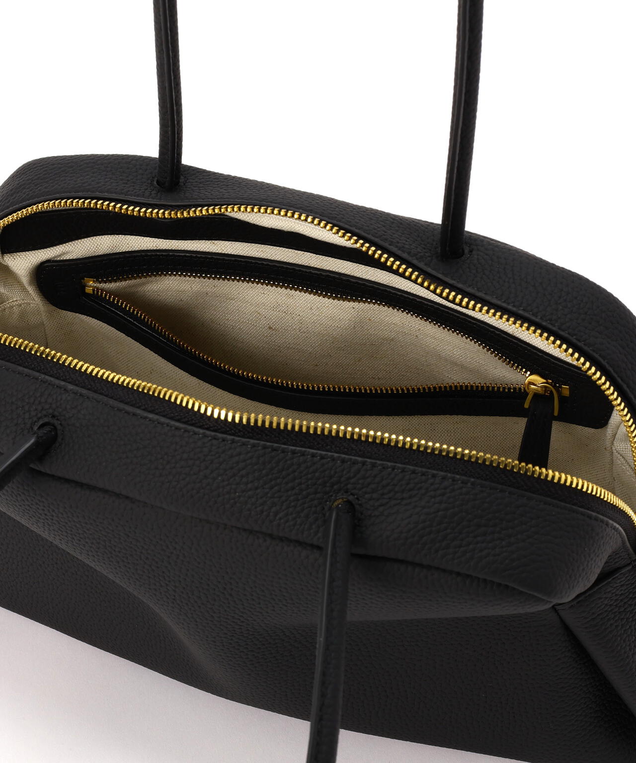 TOV(トーヴ) PETAL OBLONG BAG M