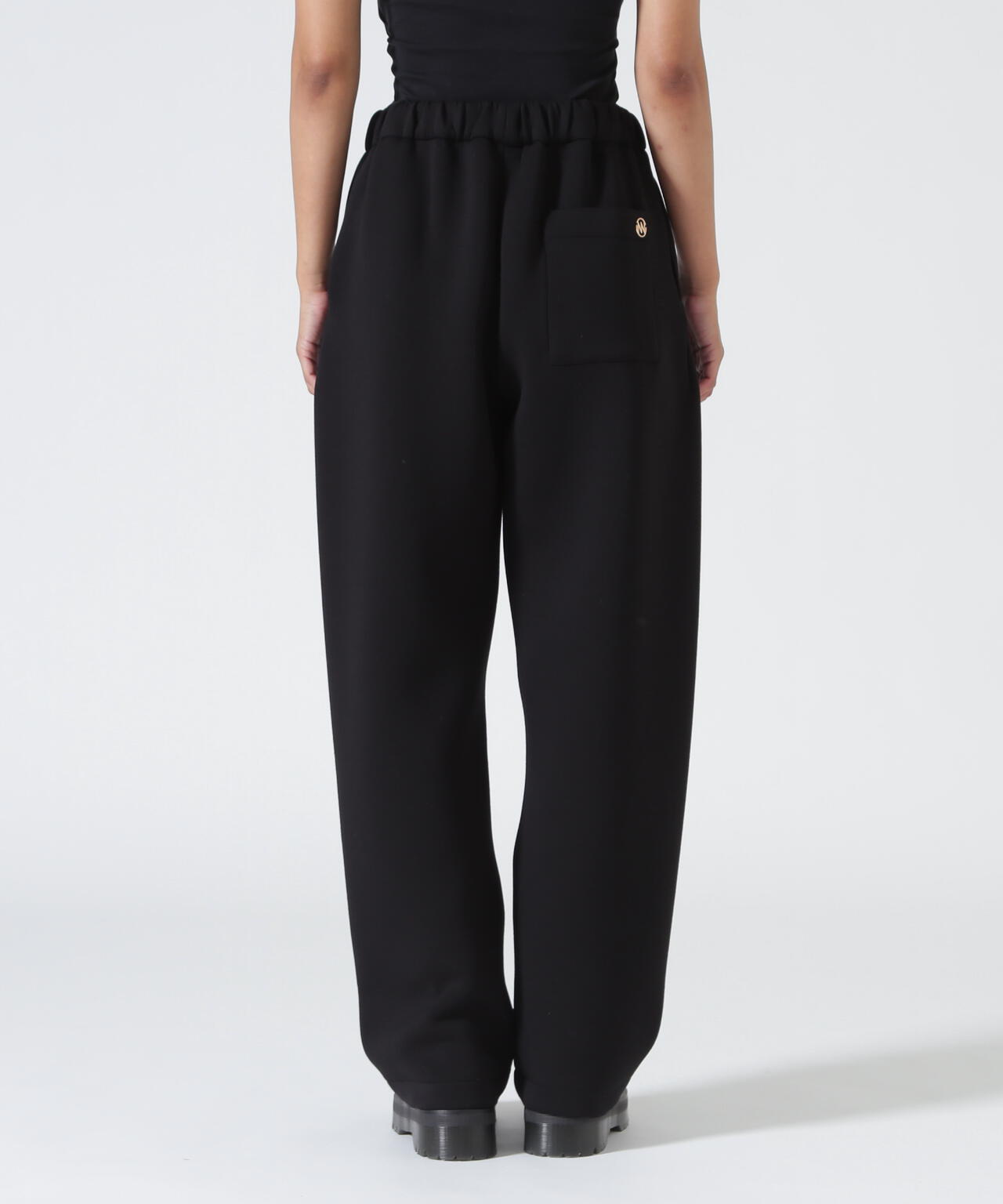 YENN（イエン）SPONDISH TUCK PANTS