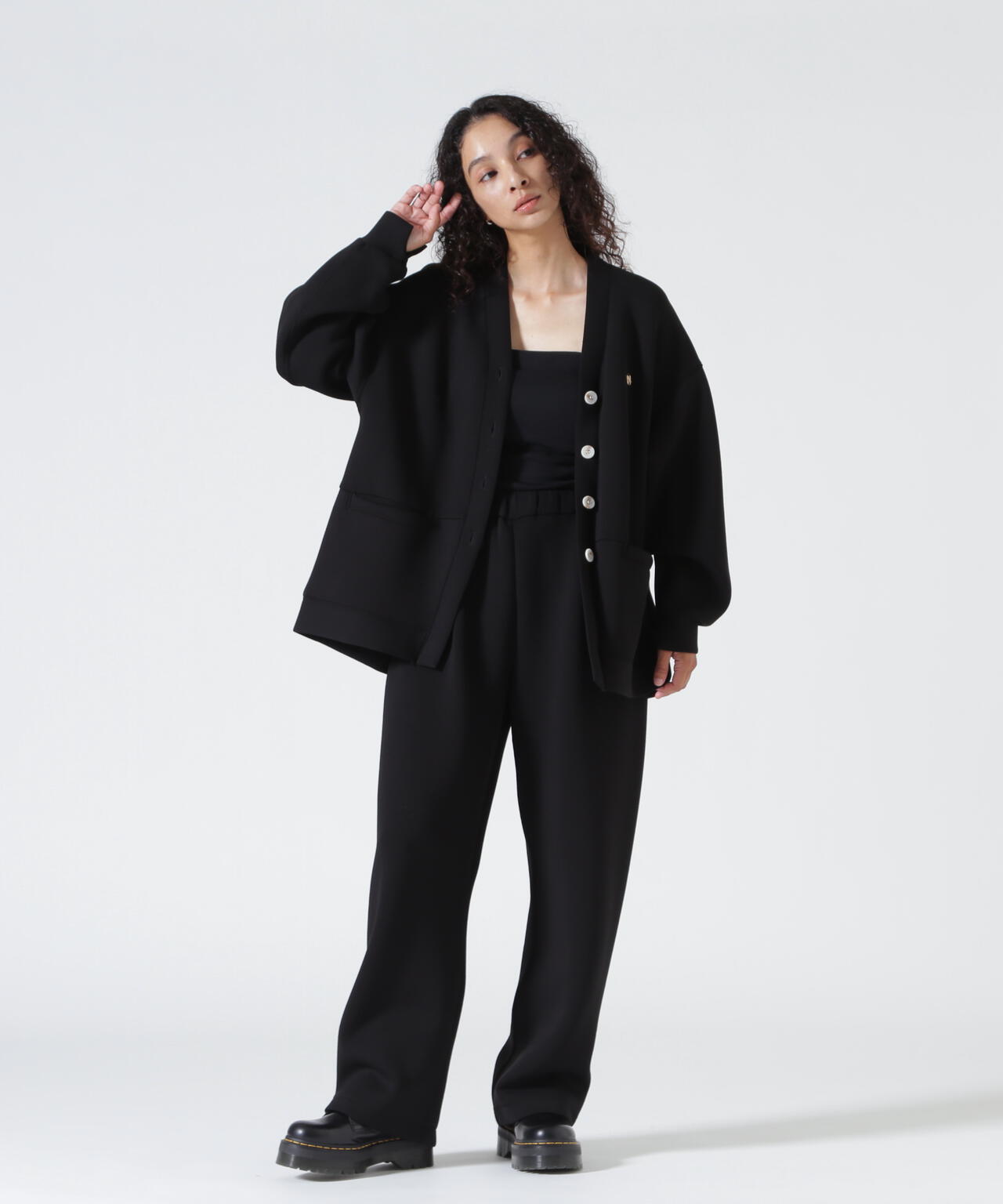 YENN（イエン）SPONDISH TUCK PANTS