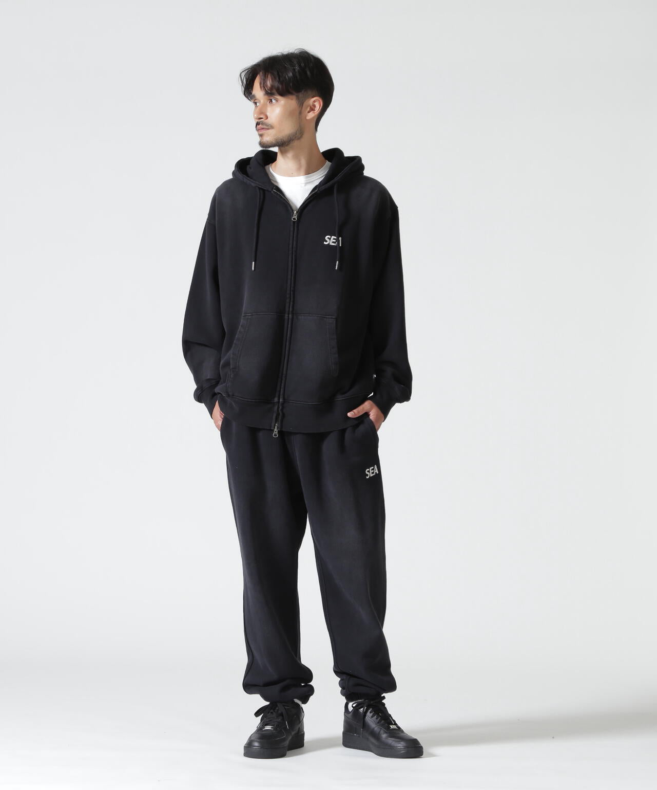 178cm B:92 W:76 H:95 着用サイズ：L