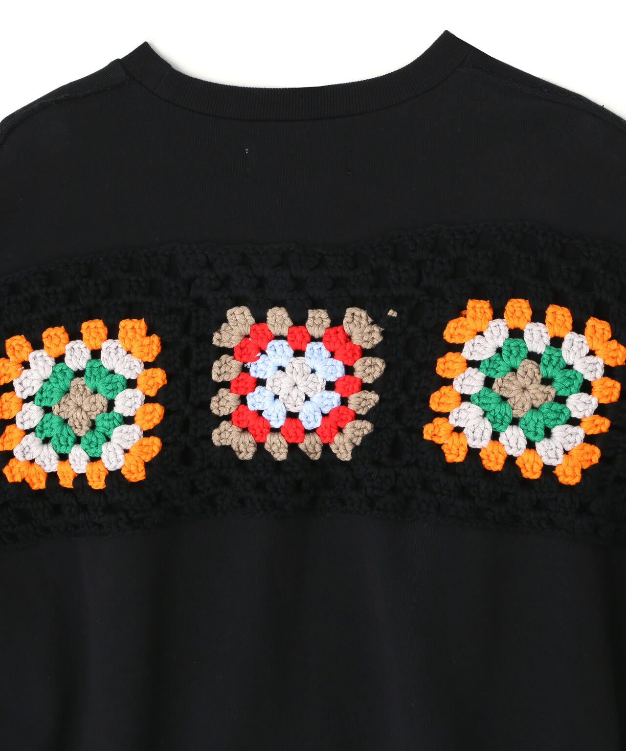 DISCOVERED（ディスカバード）別注CROCHET SLEEVE SWEAT(UNISEX)