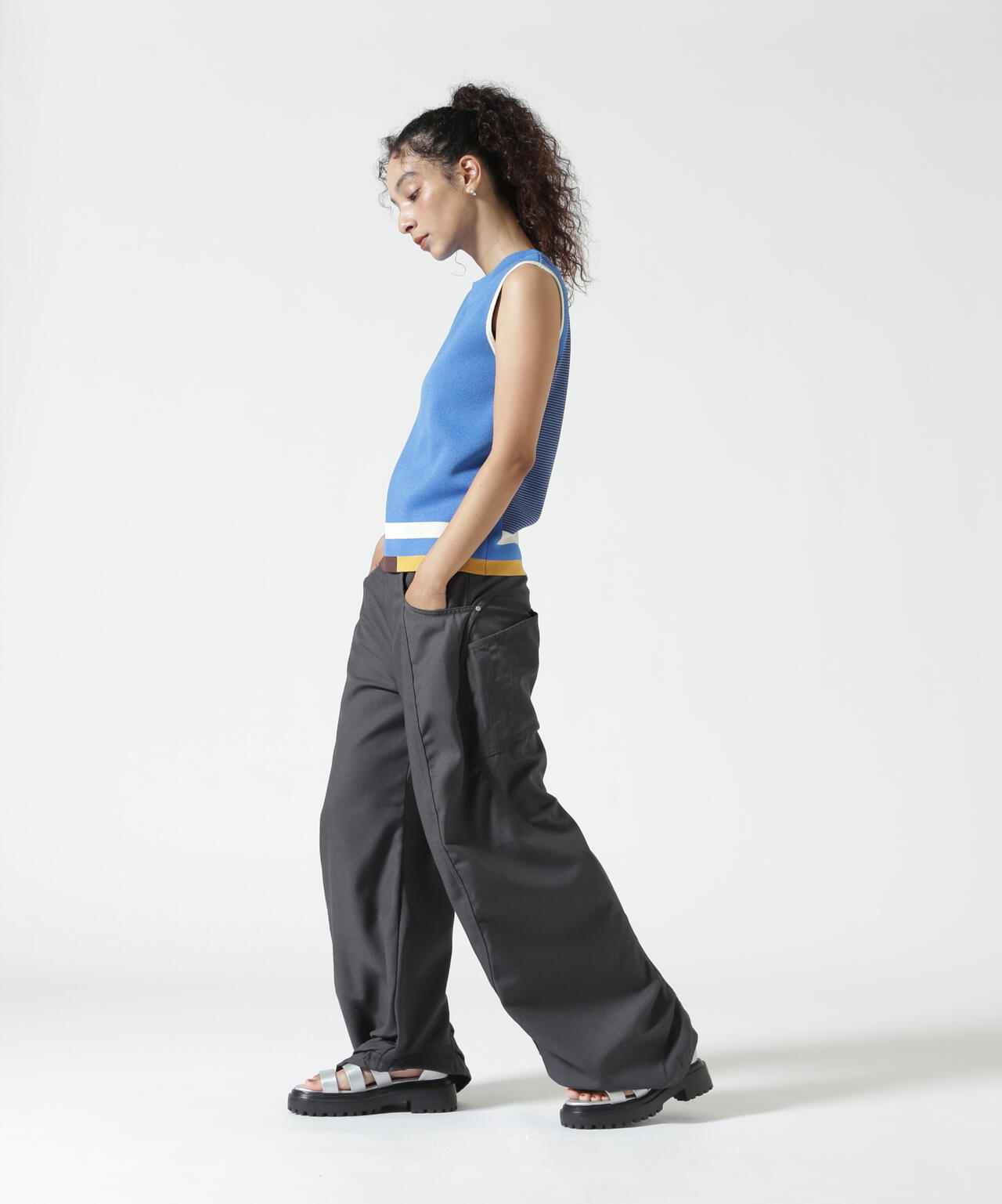 AULA AILA（アウラ アイラ）別注2WAY SLEEVELESS KNIT