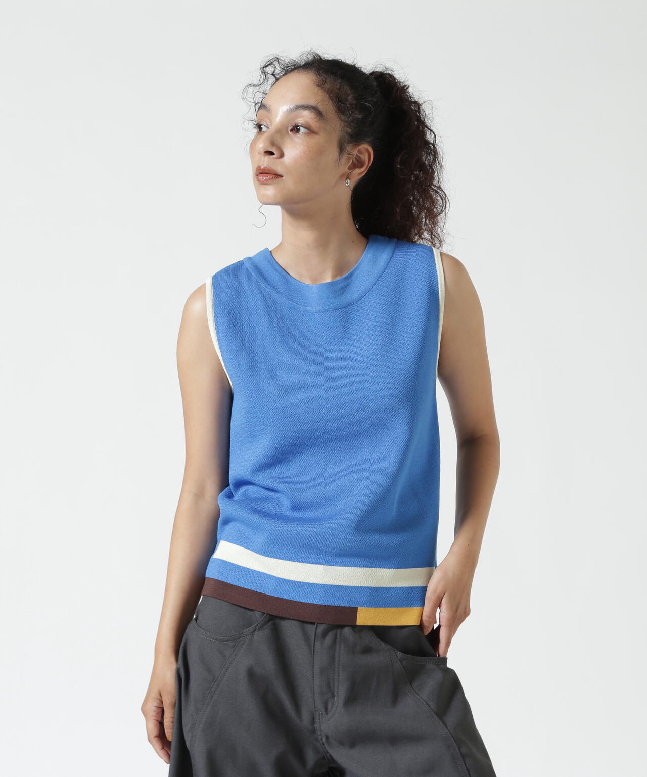 AULA AILA（アウラ アイラ）別注2WAY SLEEVELESS KNIT