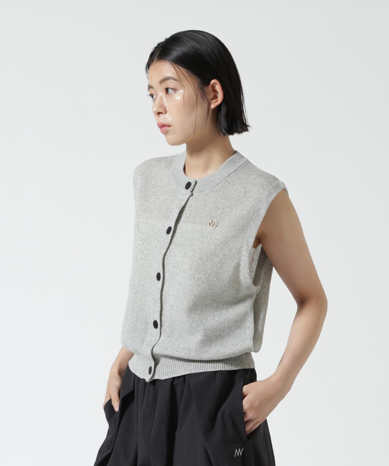 YENN（イエン）linen sheer vest