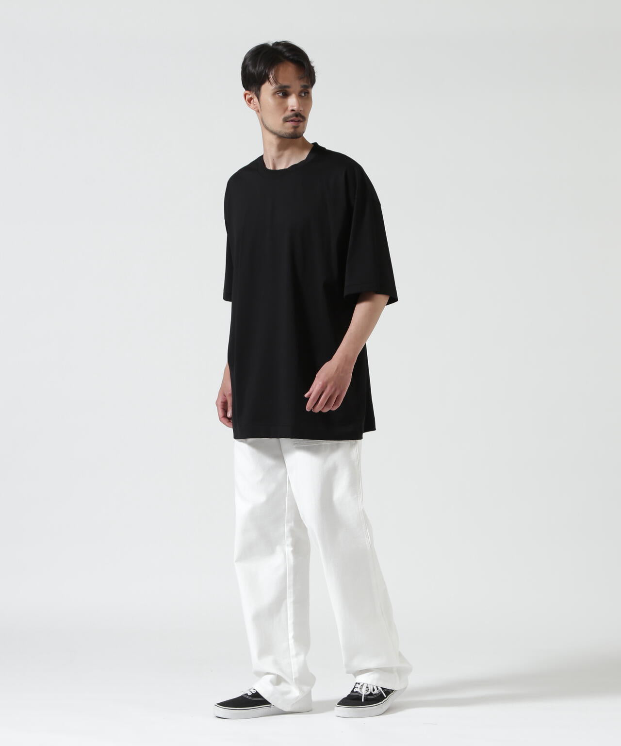 Height 178  Chest 92  Waist 76  hips 95  Shoes 27.0 着用サイズ：6