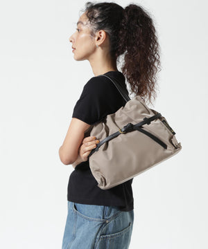 166cm B:81 W:63