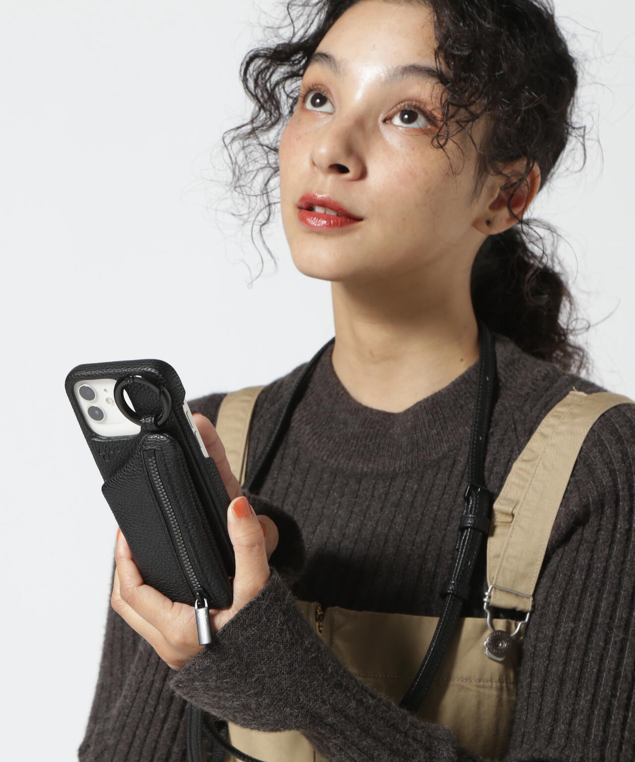 ajew/エジュー/別注【ひも付き】iPhone14・14Pro・15・15Pro