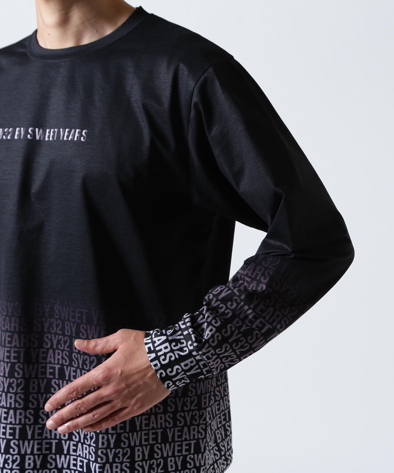 SY32 by SWEET YEARS/GRADATION LOGO L/S TEE