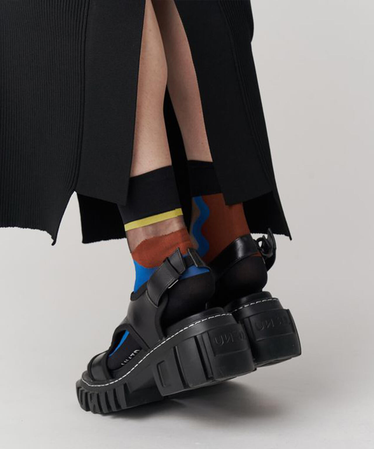 UN3D./アンスリード/HOLE CUTTING LEATHER SANDAL