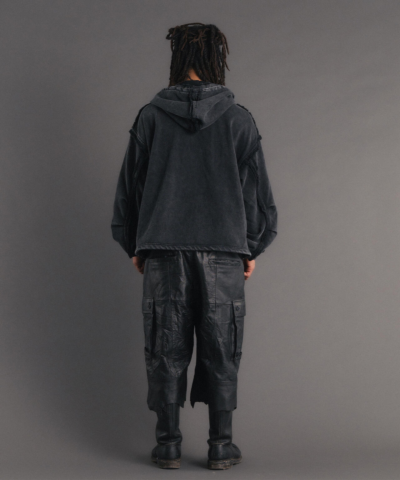 FR(13)NDS/フレンズ/REPRO-LEATHER　CARGO　SHORTS