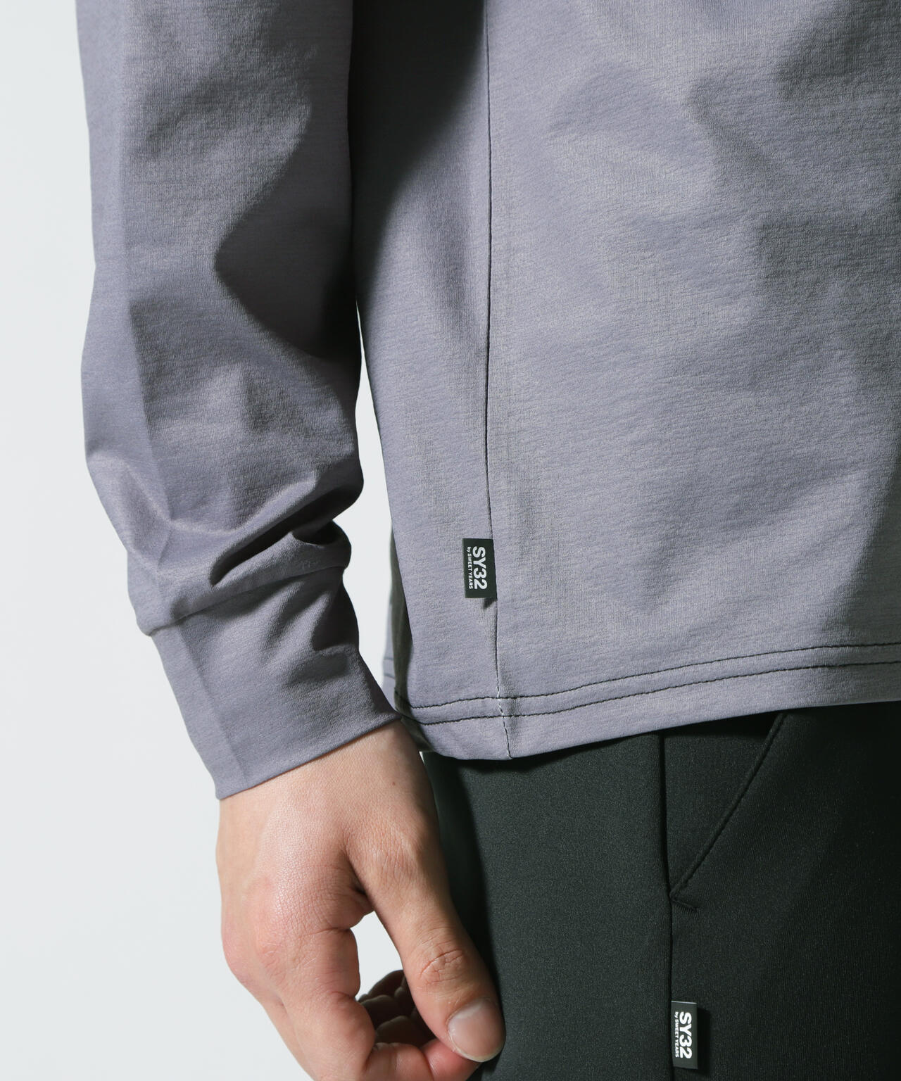 SY32 by SWEET YEARS/エスワイサーティトゥ バイ スィートイヤーズ/GRADATION LOGO L/S TEE