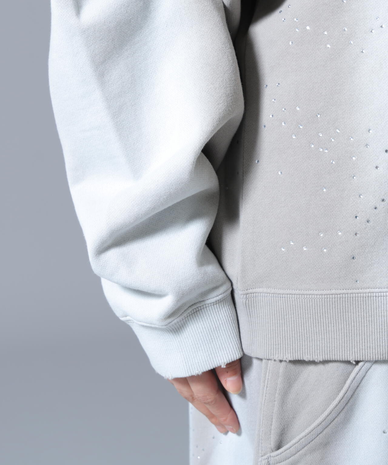 FR(13)NDS/フレンズ/STONE SW CREWNECK