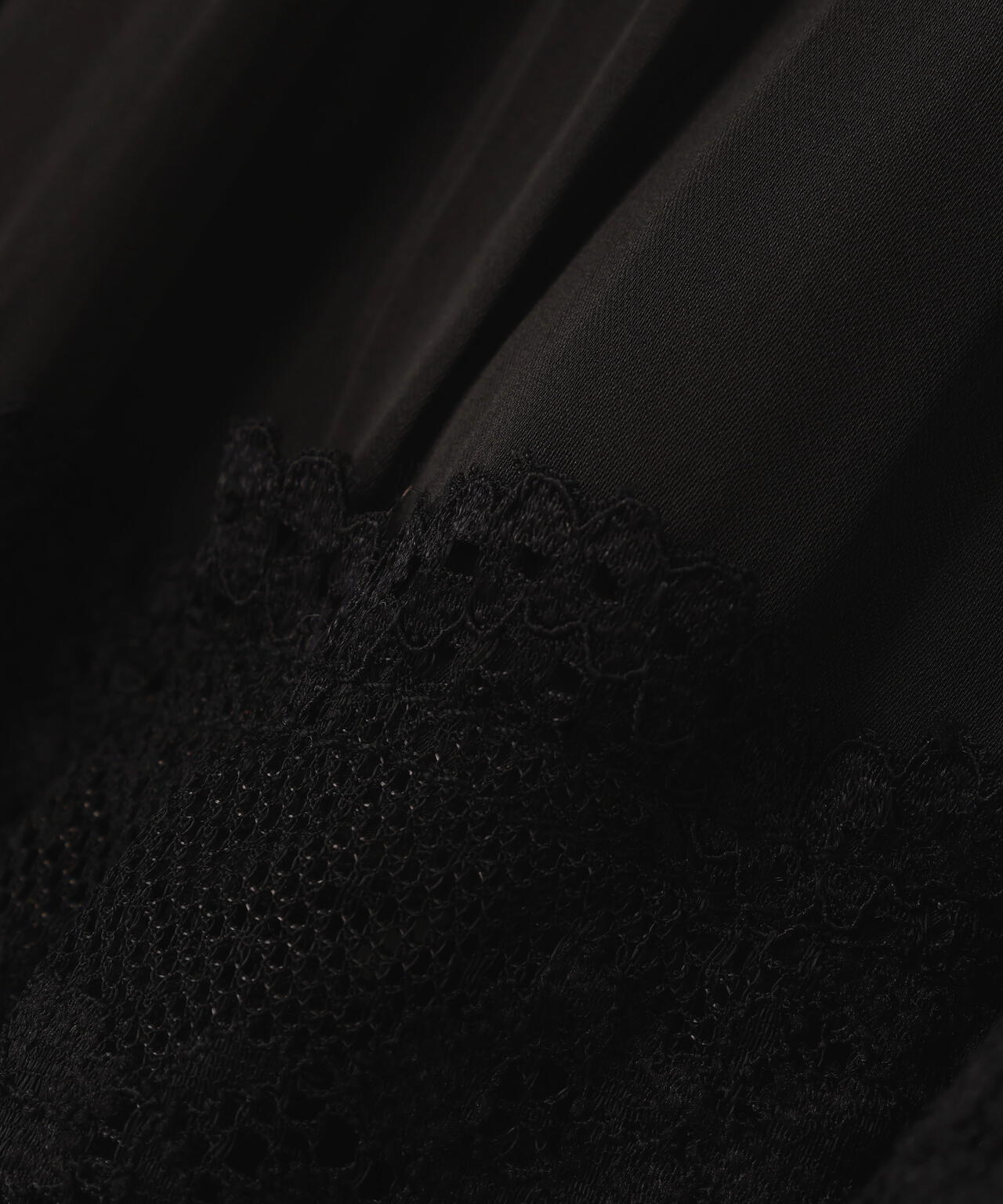 anna sui nyc/アナ スイ エヌワイシー/レースサテンキャミソール