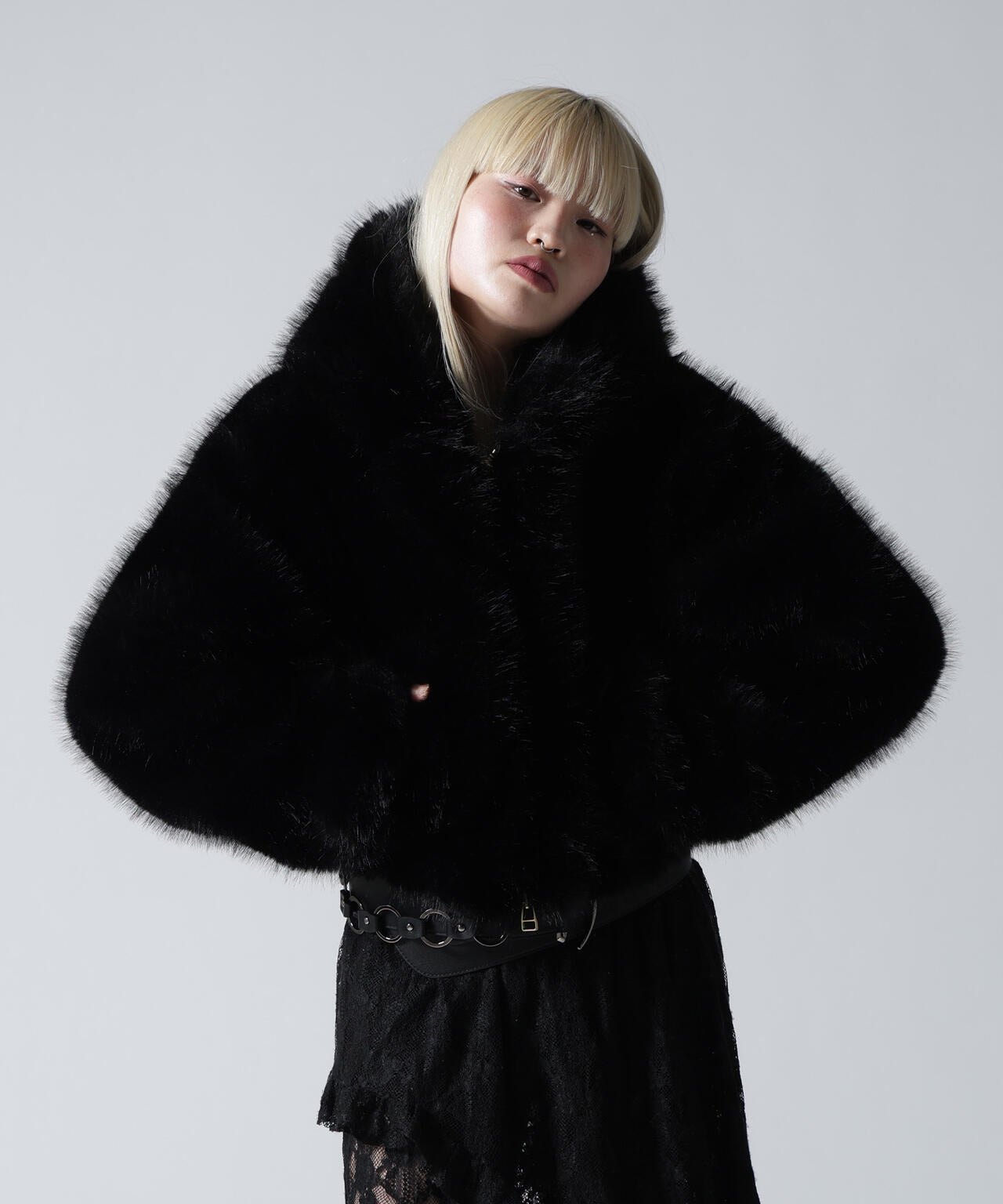 FR(13)NDS/フレンズ/ECO FUR HOOD BLOUSON