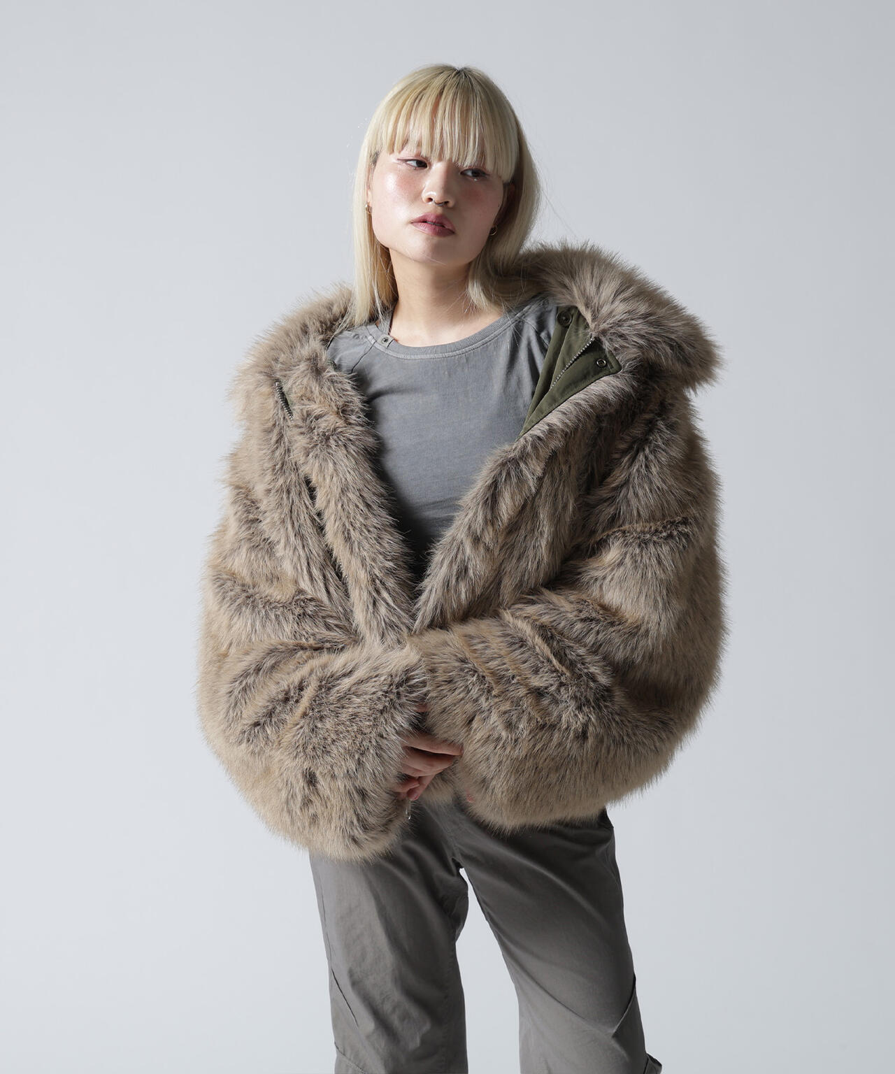 FR(13)NDS/フレンズ/REVERSIBLE FUR NYLON BLOUSON