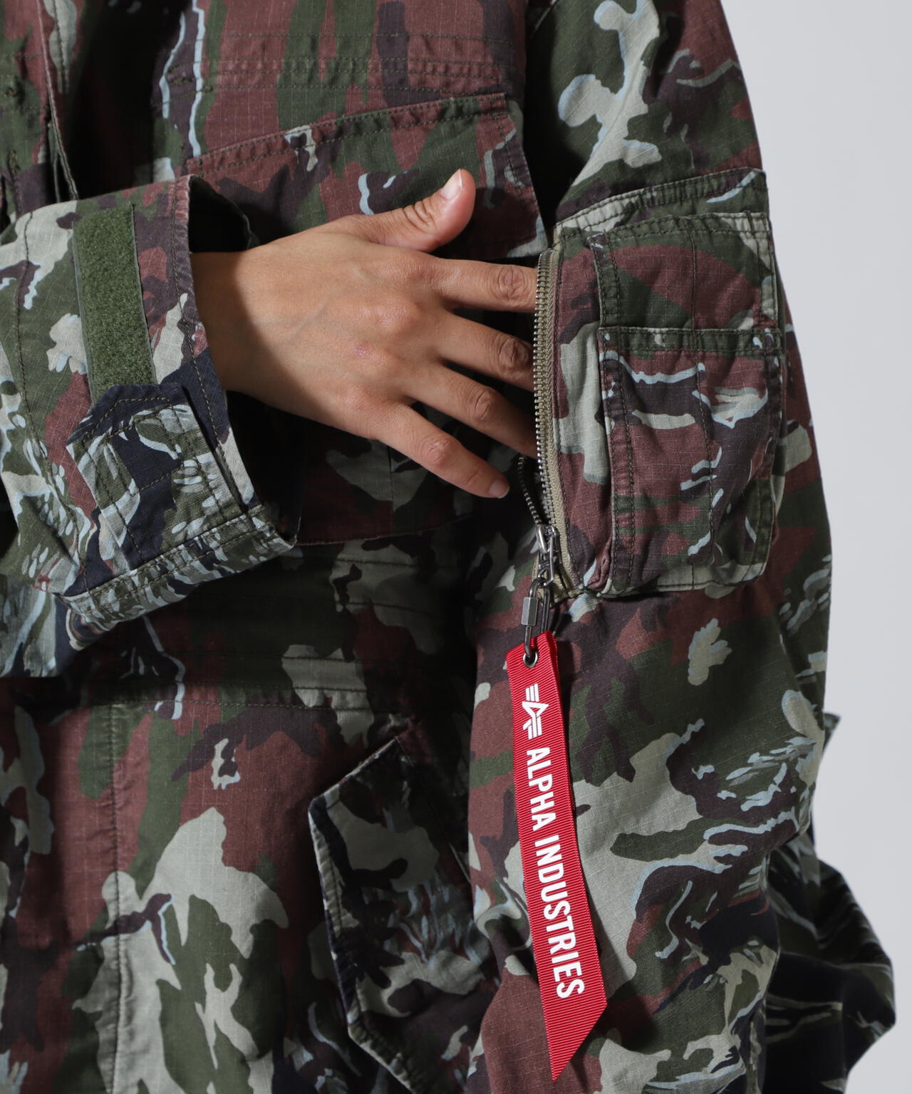beautiful people×Alpha/double-end camouflage field JK