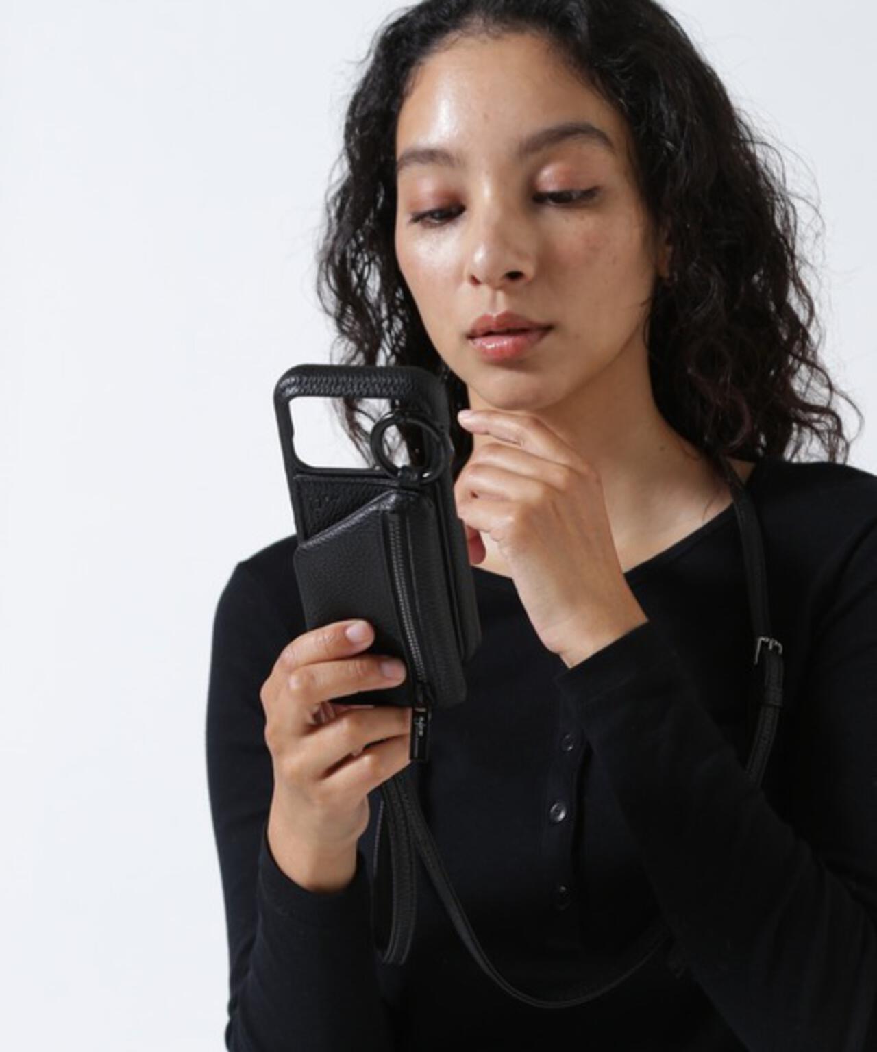 ajew/エジュー/別注【ひも付き】iPhone17/17Pro /BLACK