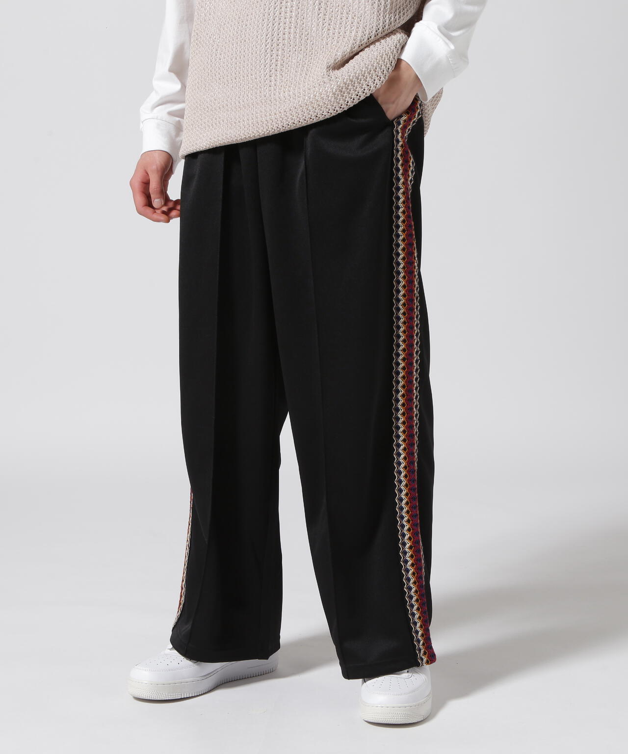 Toironier/トワロニエ/SIDE LINE BAGGY TRACK PANTS