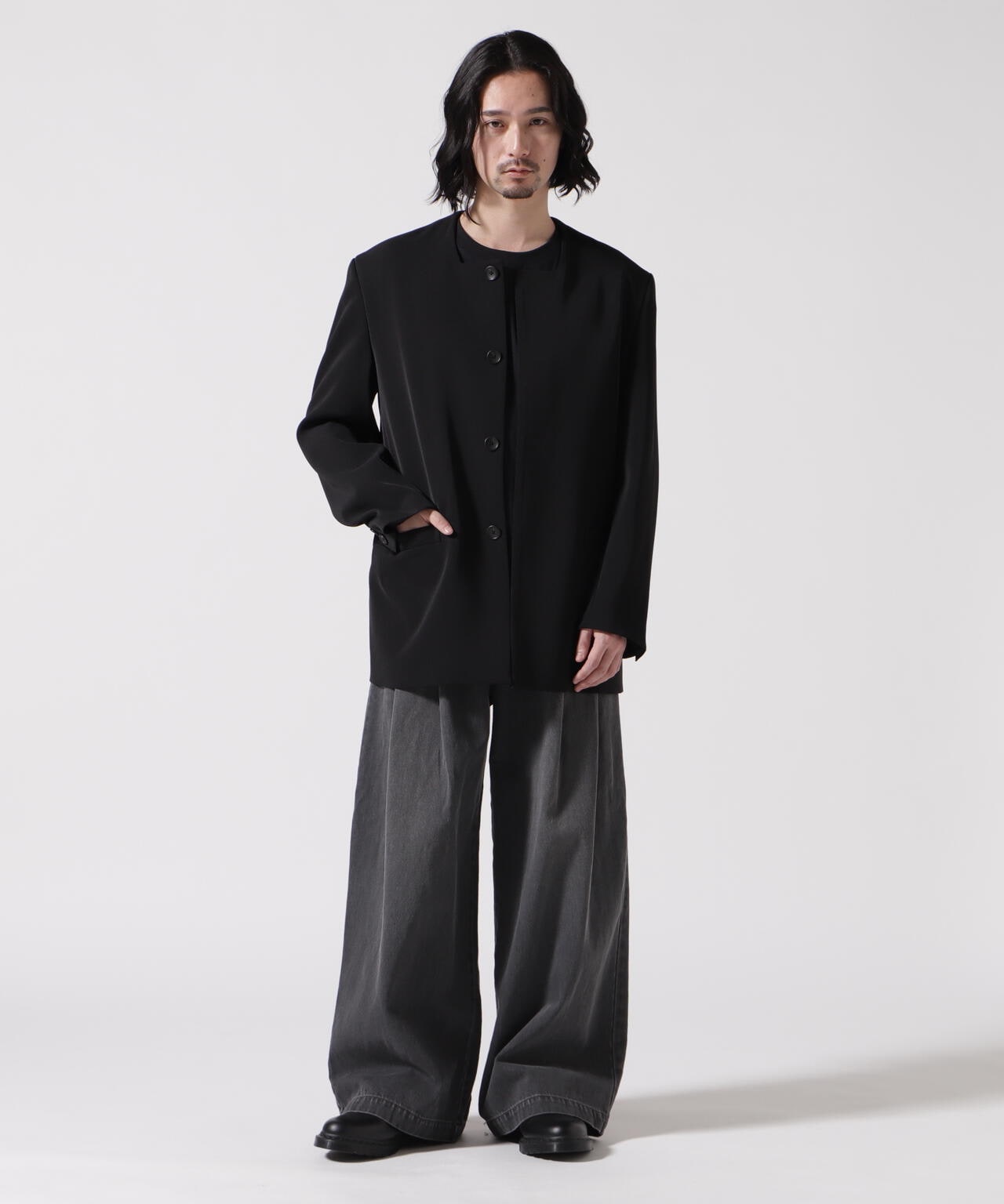 Toironier/トワロニエ/2tuck wide denim pants