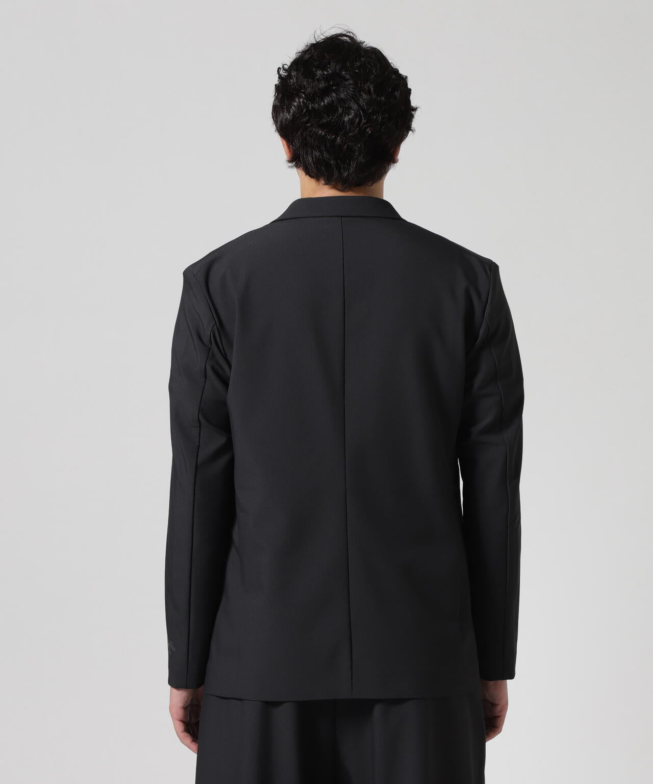 DESCENTE ALLTERRAIN / デサントオルテラインIO/TECH SLIM TAILORED JACKET