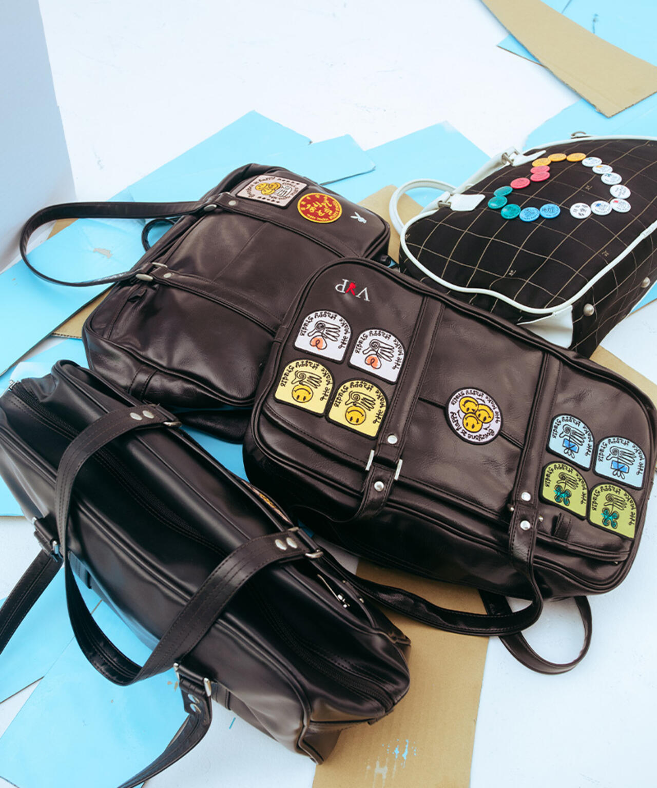 The Make Happy Studio/ザメイクハッピーストゥディオ/BUTTON BADGE