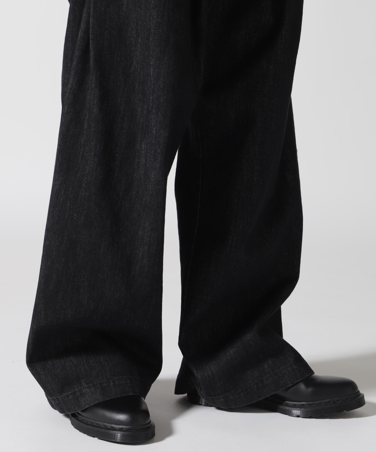 Toironier/トワロニエ/Denim 2Tuck Side Tuck Pants