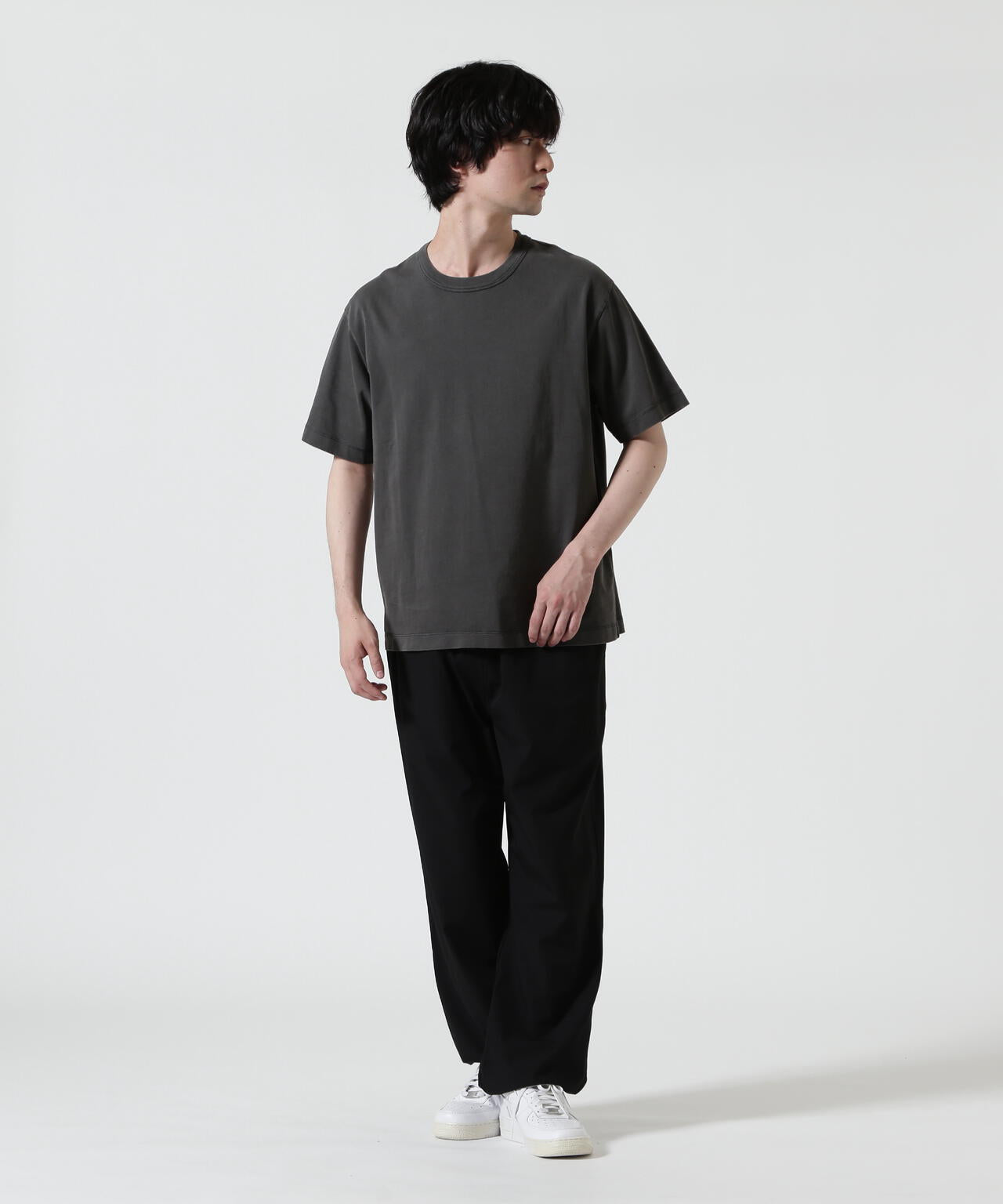 The Make Happy Studio/ザメイクハッピーストゥディオ/CREWNECK PIGMENT TEE