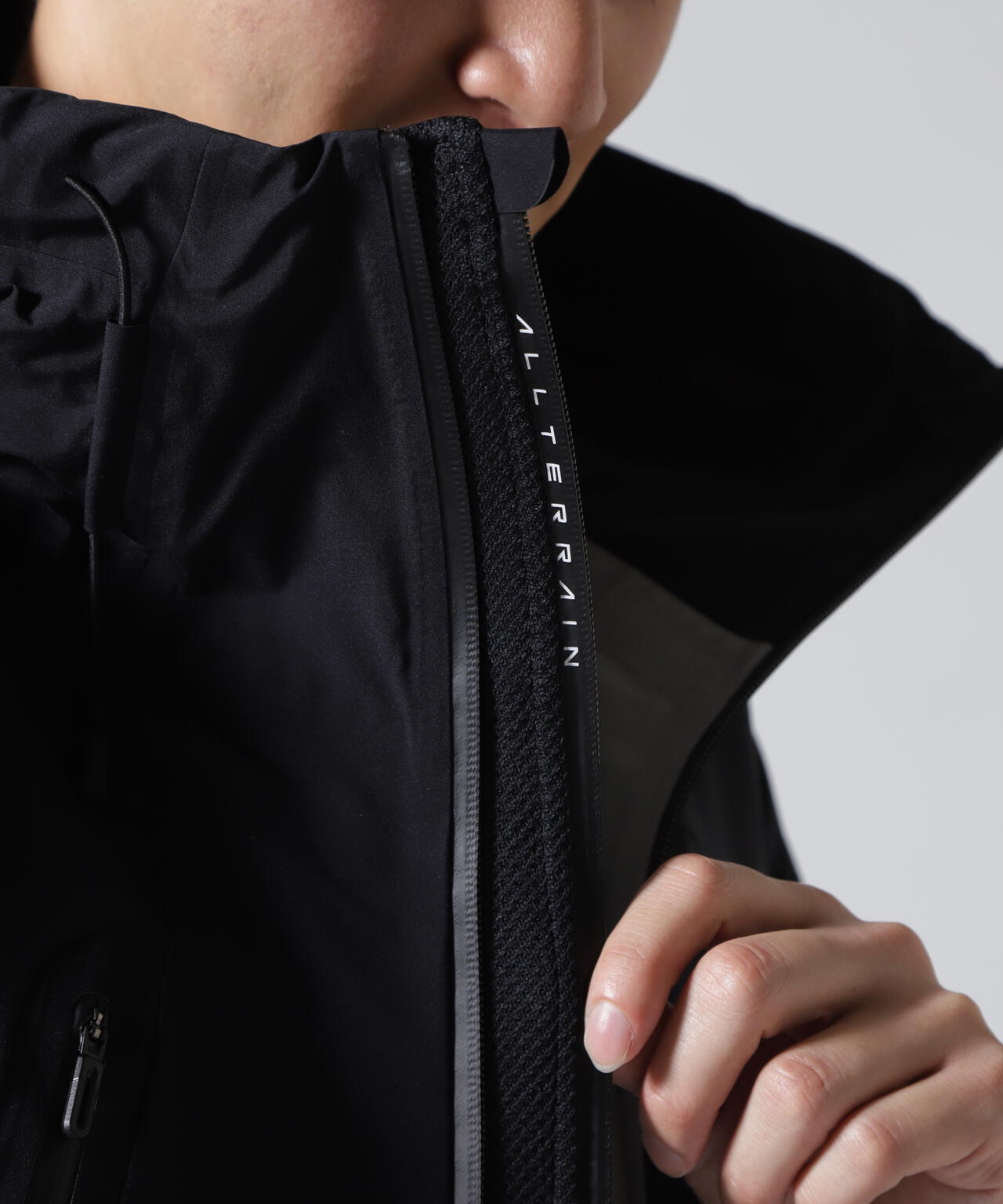 DESCENTE ALLTERRAIN/デサントオルテライン/HARD SHELL JACKET ”CREAS”