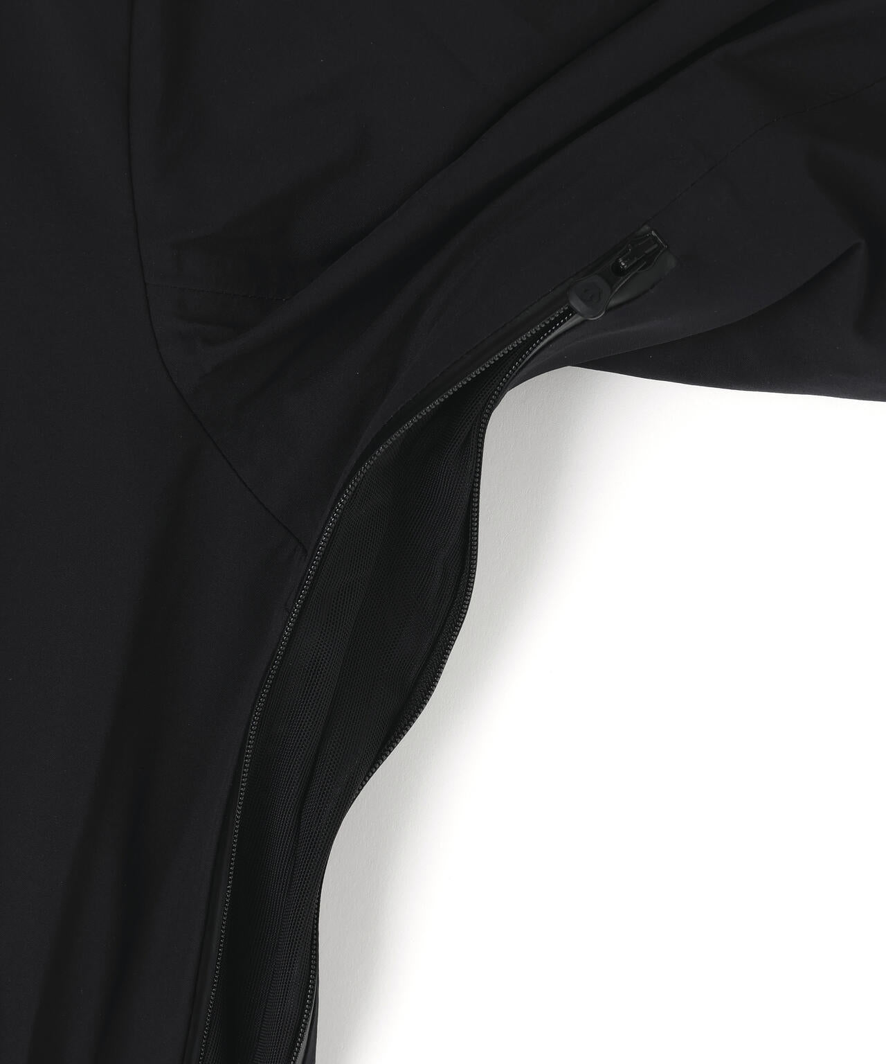 DESCENTE ALLTERRAIN/デサントオルテライン/HARD SHELL JACKET ”CREAS”